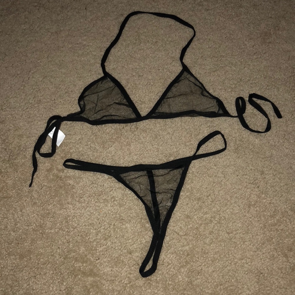 Black mesh 2 piece lingerie set thong/ bra - Picture 4 of 7